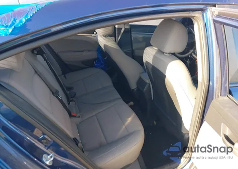 2019 Hyundai Elantra Se from USA, damaged, VIN 5NPD74LF3KH478729